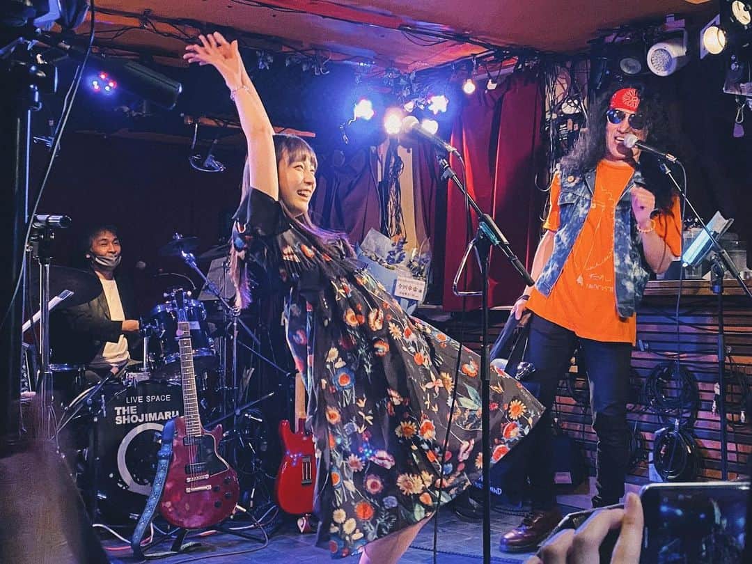 今川宇宙のインスタグラム：「昨日の夢日記のライブ楽しかったな これ不思議な写真だな ありがとうな」