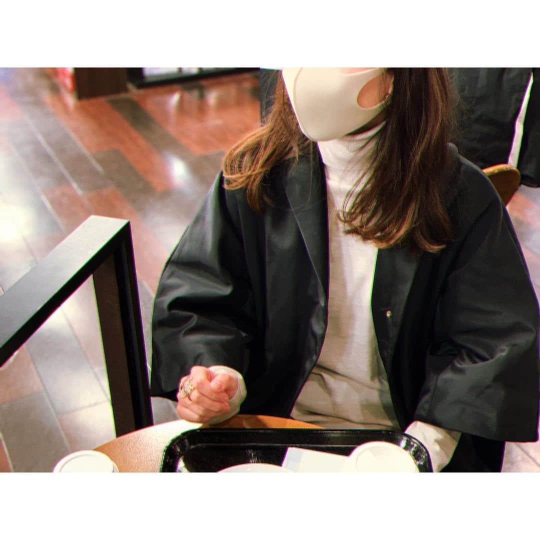 liiiiche23のインスタグラム：「・﻿ ・﻿ Drawerで初めてお買い物🎈﻿ 後ろがコクーンシルエットになっていて﻿ （見えてないけど）可愛いのです🥺﻿ 軽いのに暖かいので、今年いっぱい着る予定🧶﻿ ・﻿ ・ #code #coordinate #fashion #instafashion #instagood #dailylook #dailylook_japan #dailylook_jp #drawer #ドゥロワー #stunninglure #スタニングルアー #タートルネック」