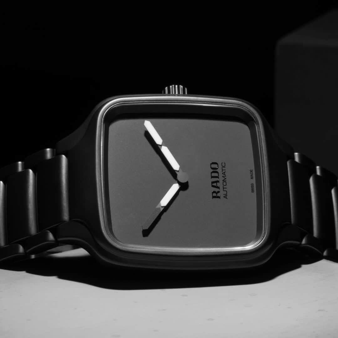 ラドーのインスタグラム：「It's competition time! Head over to @Dezeen's page for a chance to win a new True Square designer watch! The winner will be able to choose from the new True Square Formafantasma, Tej Chauhan or Undigital. #RadoTrueSquare #RadoCompetition #RadoDesignWeek」
