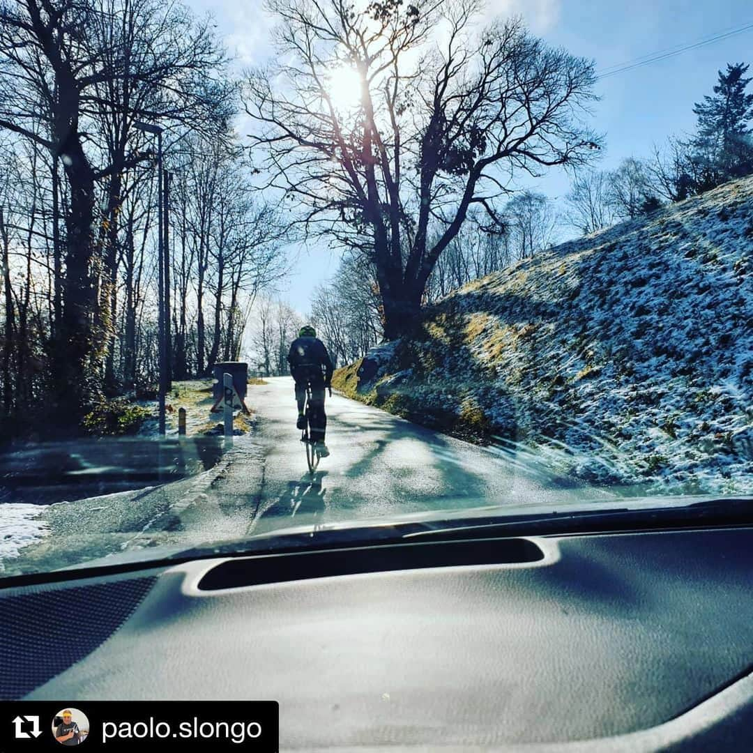 ヴィンチェンツォ・ニバリさんのインスタグラム写真 - (ヴィンチェンツォ・ニバリInstagram)「Ieri primo lactate test invernale dopo un po’ di stop 🚵🏻🚵🏻!! SENSAZIONI....sangue in gola 🤦🏻‍♂️🤦🏻‍♂️🤦🏻‍♂️😅😅😅 il primo sforzo dopo uno stop é sempre così !!😅😅 @treksegafredo @trekbikes @paolo.slongo 👌🏻👌🏻 #workhard #squaloworks #squalodellostretto @borntobeshark」12月5日 6時00分 - vincenzonibali