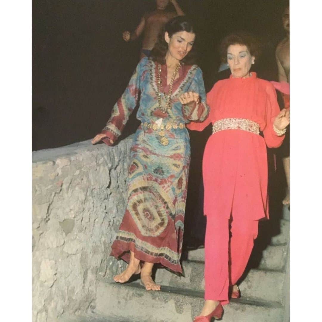 のインスタグラム：「Jackie Onassis Kennedy & Mona Von Bismarck returning to the Christina O yacht in Capri, Italy. 1969」