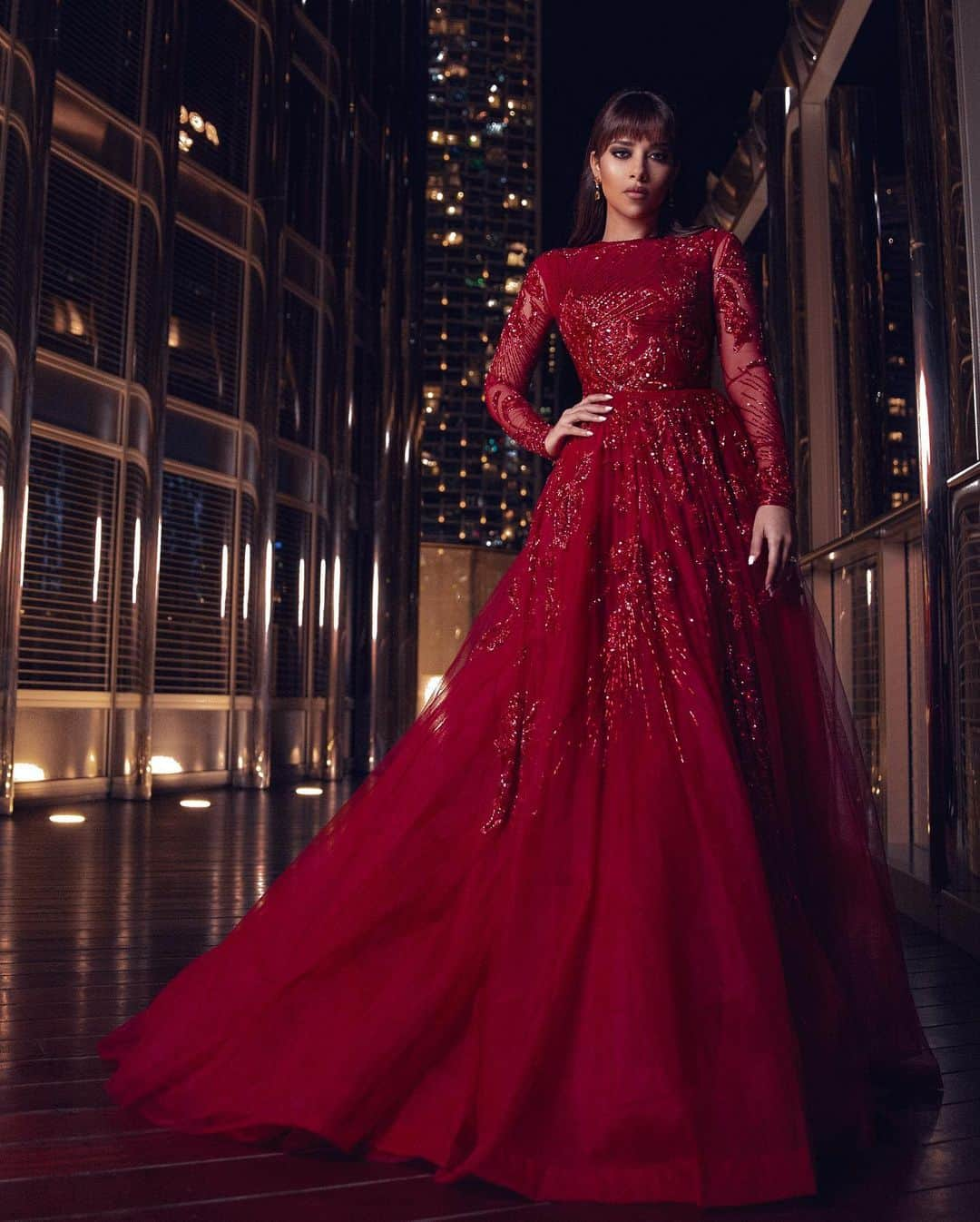 Balqees Ahmed Fathiさんのインスタグラム写真 - (Balqees Ahmed FathiInstagram)「لوك حفل العيد الوطني 🇦🇪 #بلقيس_لوك_بوك  Styled by: @maconsultancy.ae  Dress by: @georgeshobeika  Makeup: @bouba  Hair: @rafifazaa  Photo: @diakartphoto  Jewelry: @by.noorashawqi   #balqeeslookbook」12月5日 6時02分 - balqeesfathi