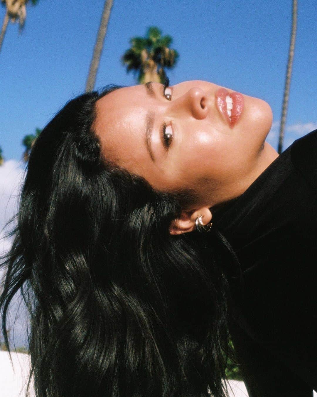 シエラ・ラミレスのインスタグラム：「friday, i’m in love」