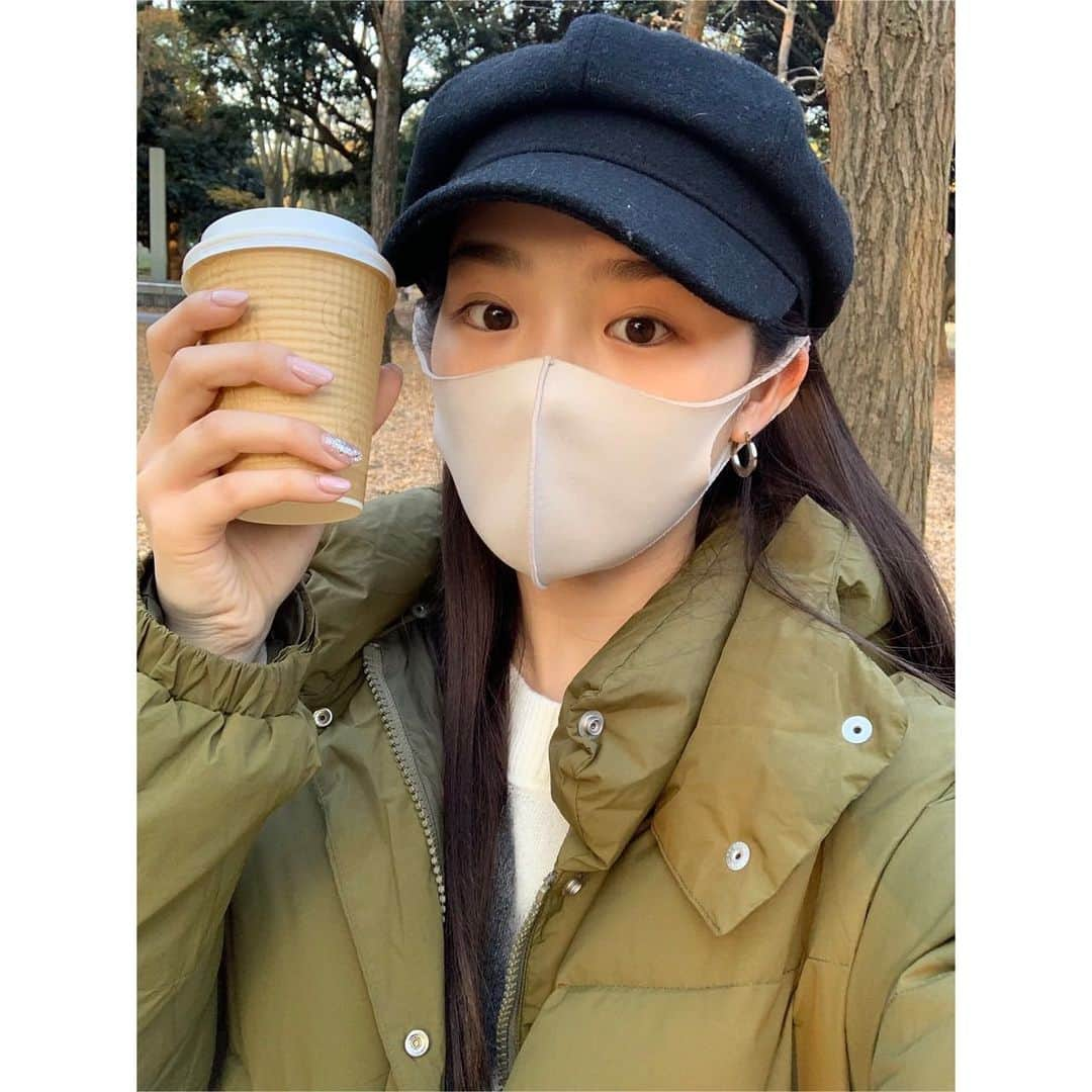 NiziUさんのインスタグラム写真 - (NiziUInstagram)「メンバーとお散歩~~🍂🍃 おしゃべりをしながらとても気分転換できました😌✨ ----------------------------------------------------🌈 멤버와 같이 산책~~🍂🍃 수다 떨면서 기분전환 되었어요😌✨  #NiziU#WithU#🐣#🍋🍫#🌷#🐶」12月4日 21時03分 - niziu_artist_official