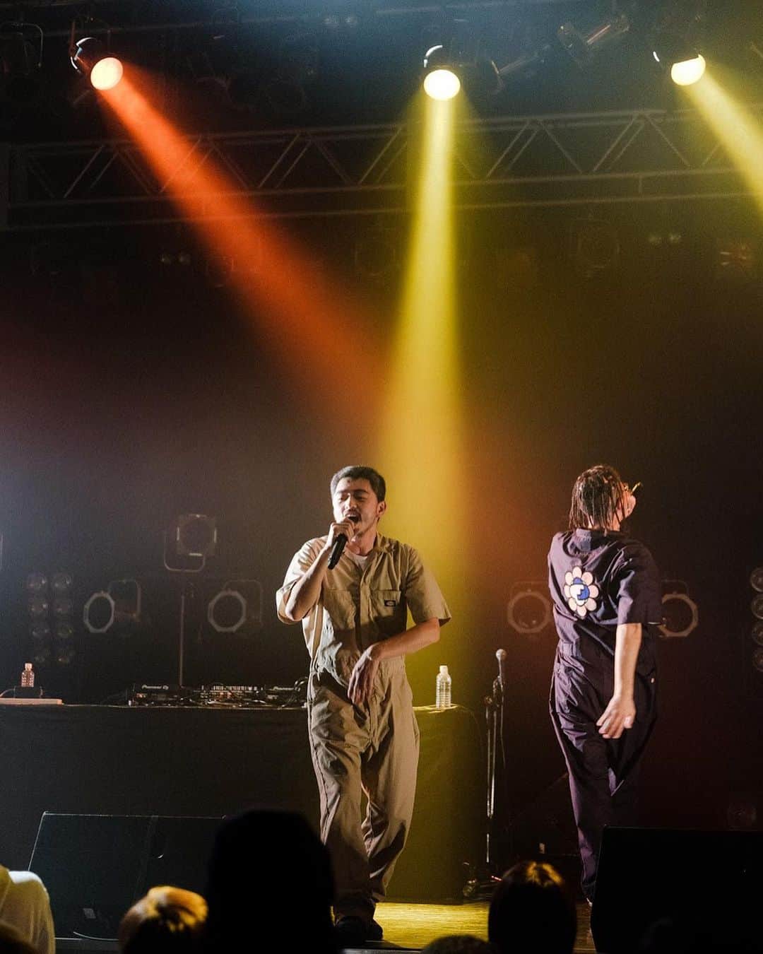 ZEN-LA-ROCKのインスタグラム：「先週わ心底奥の奥まで最&高の極みでありました🙏🏽 感謝 2 @daiki_erec 🔊 写真 by @yokoching 🙏🏽 @fnmnltv のレポも是&非👀 うーーーんflashback💥💥💥 . . . #fncy #鎮座dopeness #grina #zenlarock #daichiyamamoto #kzyboost #phennelkoliander #stuts」