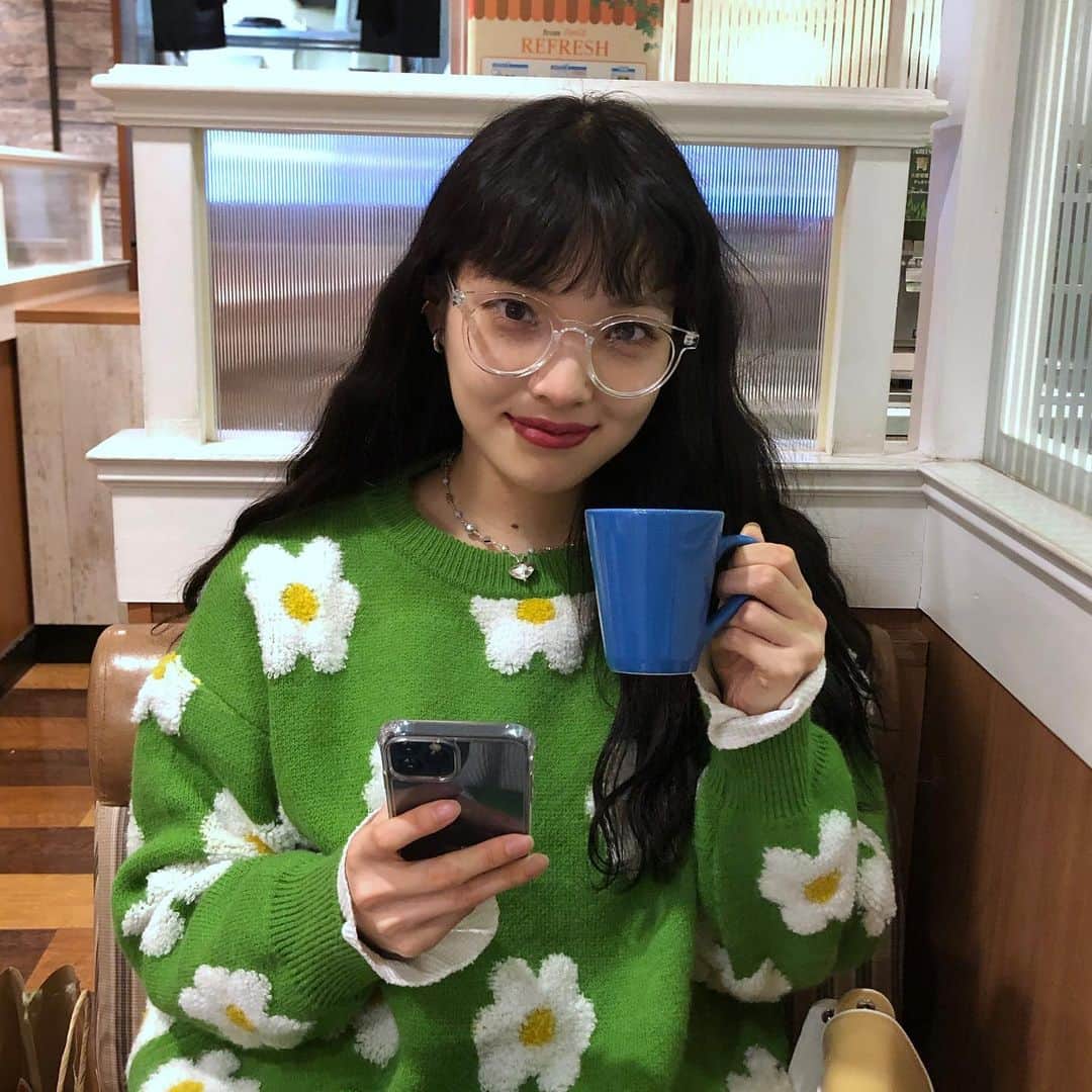 江崎ななほのインスタグラム：「🌼💚🥣 　 #エザ着」