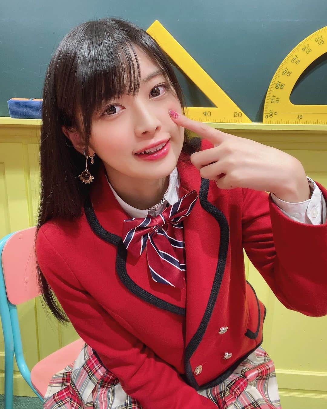 藤田いろはのインスタグラム：「こないだかわいい制服きたんだ〜🧠🫀💗🎀﻿ ﻿ ﻿ ﻿ ‪#藤田いろは#グラビア#gravure #japanesegirl #レースクイーン#tokyo  #韓国制服 #aziangirl  #韓国ファッション #大久保 #뷰티스타그램 #新大久保  #cosplay #黒髪ロング#ootd #소통해요#셀스타그램#モデル #model #그라비아 #日本的 #性感內衣 #sexy  #性感美女 #性感尤物」