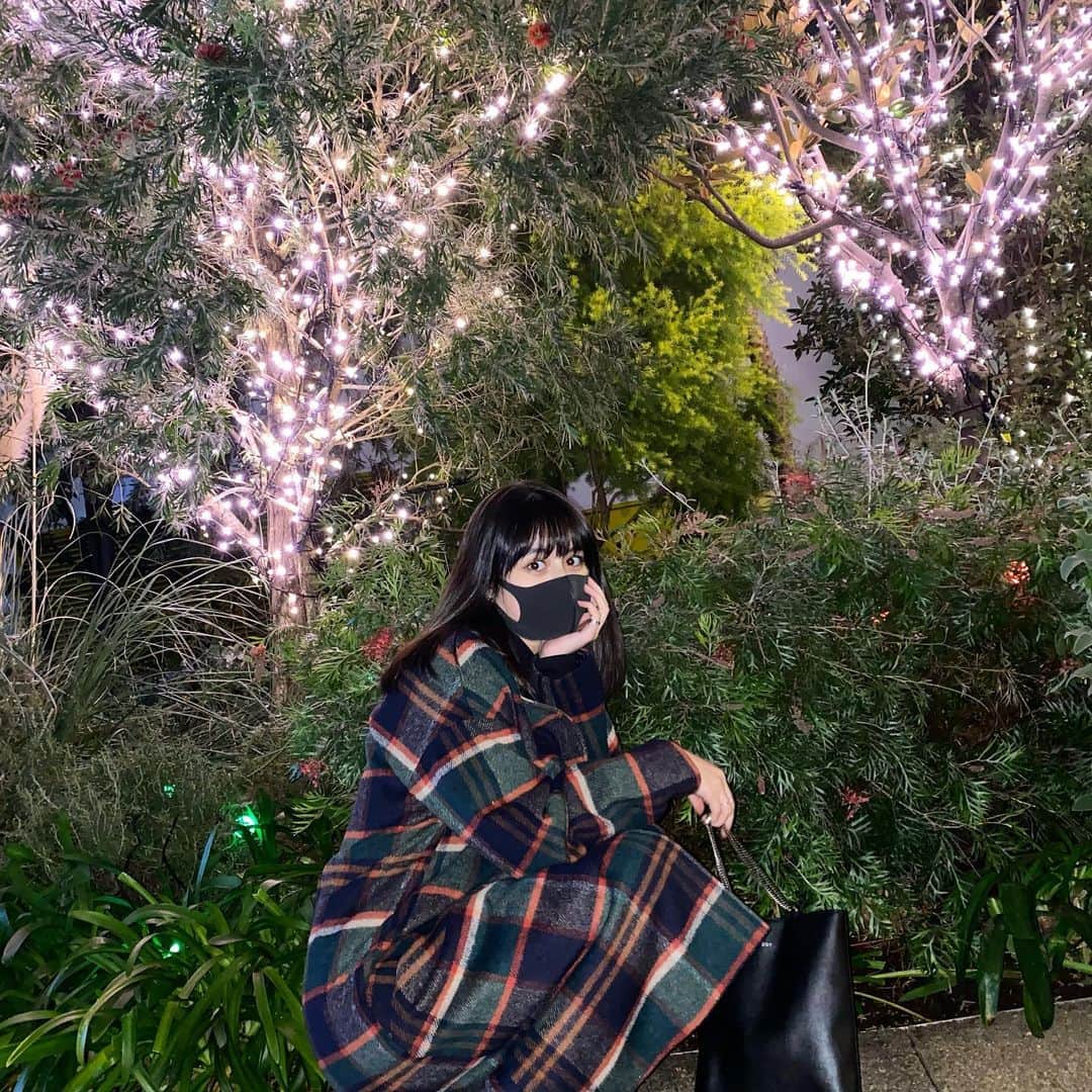 木内舞留さんのインスタグラム写真 - (木内舞留Instagram)「どこを見ても街がキラキラしてますね❄️  コートが沢山着れて嬉しい☺︎」12月4日 21時56分 - maru_kiuchi_official