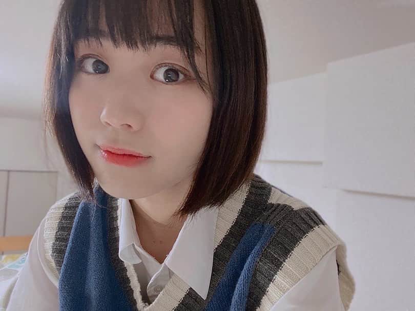 多田成美のインスタグラム：「ボブになりました☺︎  vest→@beep_ss さん」