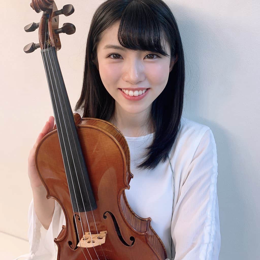 百合香（yurika）のインスタグラム：「#少女ヨルハ　2日目公演終わりました！ あと残り2日の4公演、精一杯演奏楽しみながら頑張りたいと思います！  沢山の方がニコニコ生放送を見てくださったり、会場に足を運んでみに来てくださったり、本当にありがとうございます！ 初めての舞台、初めての経験が多くてたくさん緊張もしていますが、精一杯2ndヴァイオリンの担当を務めさせていただきます！！  残りの公演もぜひ楽しんで皆さんご覧下さい！！！」