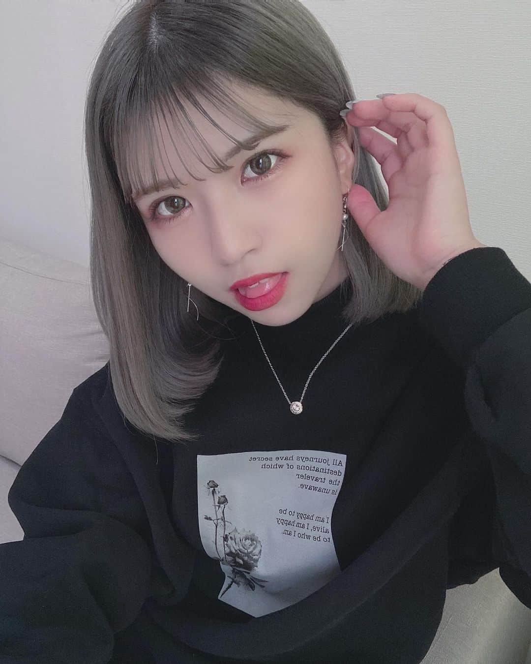 ちはるのインスタグラム：「加工しすぎて怒られそう(だれに)」