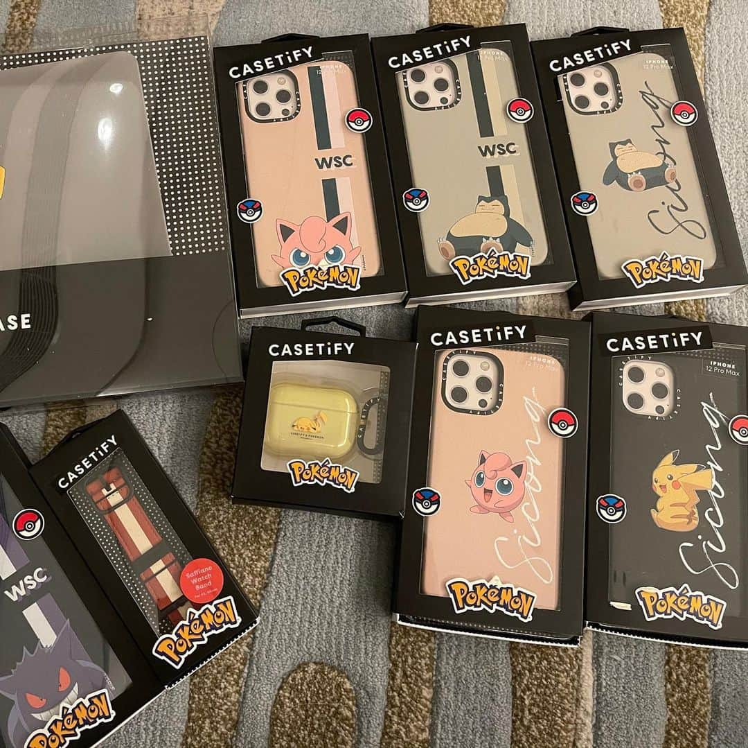 ワン・スーツォンさんのインスタグラム写真 - (ワン・スーツォンInstagram)「手机壳终于到啦！ #casetify #pokemon」12月4日 22時21分 - _sicong