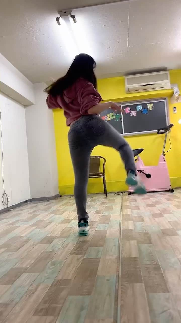 のインスタグラム：「#twerkgirls #twerk #japan #girl #sexy #childishlina #kawaii」