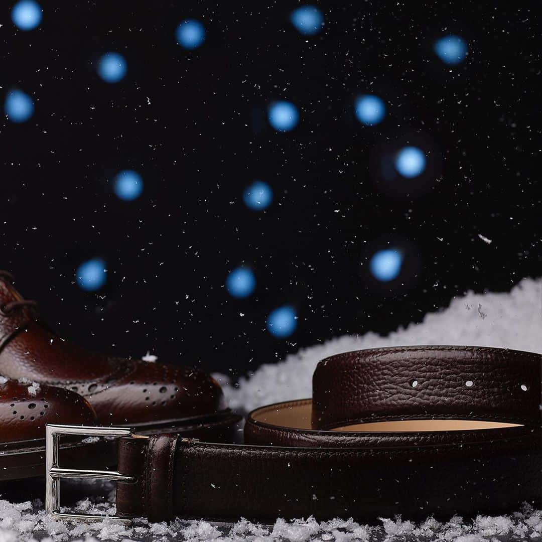 クロケット&ジョーンズさんのインスタグラム写真 - (クロケット&ジョーンズInstagram)「Crockett & Jones Christmas Gifting - Belts. . We have a range of belts available to match your favourite C&J pair of shoes & boots. . #crockettandjones #madetobeworn #christmasgifting」12月4日 23時13分 - crockettandjones_official