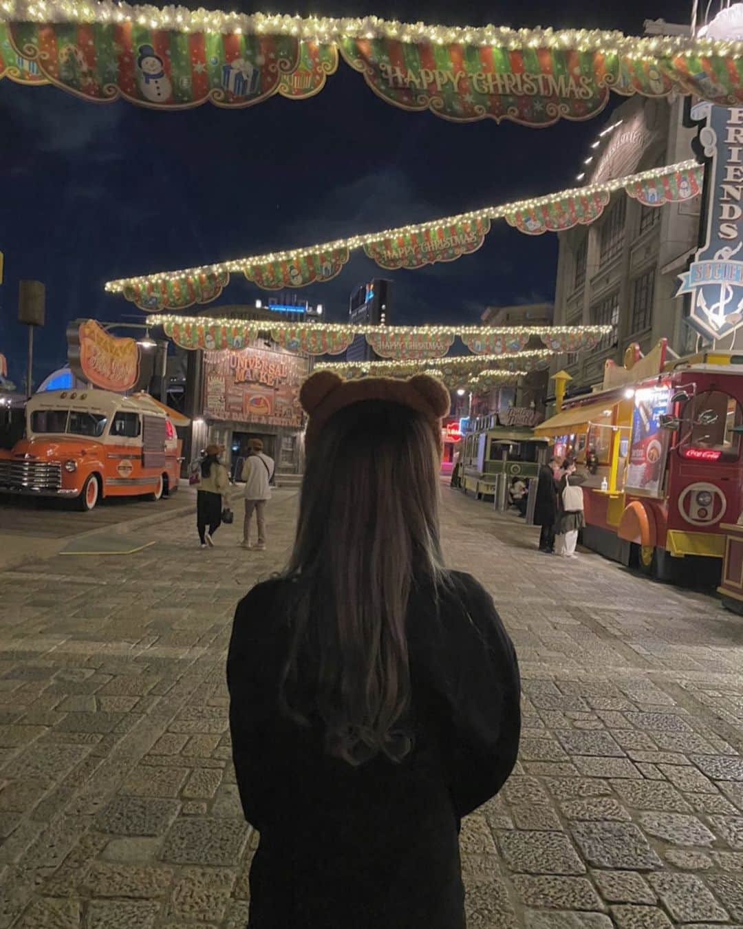 EON（梶野恵園）のインスタグラム：「﻿ ﻿ ﻿ 🏙✨🐻💞」