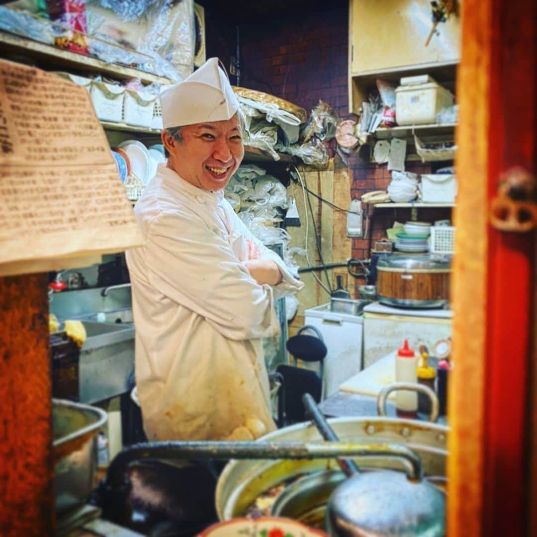 酒井健太さんのインスタグラム写真 - (酒井健太Instagram)「東高円寺のおっしょさん。  #アルピーチャンネル #youtube  #ワンさん #マジ天才 #満州王行ってみ #トマチャー  #ぶっとぶ  #アルピー チャンネル #youtube」12月4日 23時19分 - kenta_sakai