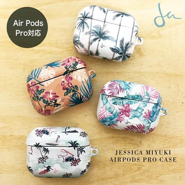 ラレイアのインスタグラム：「🌴 お待たせしました😊✨ 待望のAir Pods Proケースが登場！ ・ Jessica Miyuki @jessicamiyuki のアートケースは小さなケースの中でアートがが映えてとっても可愛いデザインです🌺💕 ・ 今なら楽天スーパーSALEも開催中！ お得なクーポンもぜひGETしてご利用ください😚 ・ ・ ・ ---La Leia Precious Life(ラレイア)--- @laleia_official ・ 楽天市場店 https://www.rakuten.co.jp/laleia-p-life/ ・ ・ ・ #art#hawaii#aloha#surf#beach#laleia#ハワイ#フォトジェニック#インスタ映え#インスタ女子#アロハ#ビーチ#海を感じる雑貨#ラレイア#アート#ビーチガール#サーフスタイル#大人カジュアル#ジェシカミユキ#ギフト#プレゼント#楽天スーパーセール #楽天 #jessicamiyuki #airpodsケース #airpodsproケース」