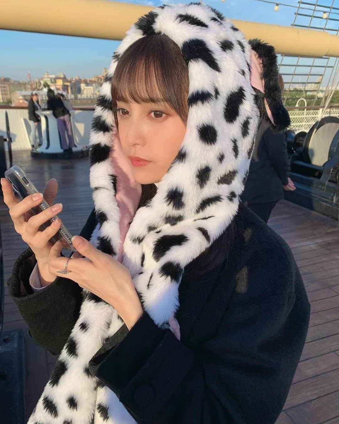 小山リーナさんのインスタグラム写真 - (小山リーナInstagram)「わん🐾」12月4日 23時50分 - rina_koyama_box