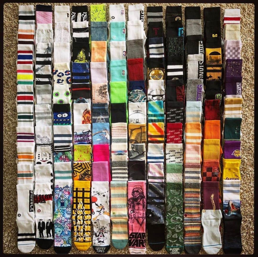 Stanceのインスタグラム：「It’s #nationalsockday today!!To celebrate, we thought we’d send a $100 gift card to the first 3 people who come closest to guessing how many pairs we’ve knitted since we started. Put your best guess in the comments, and party on. 🎉🧦 📸 @schuh_und_socke」