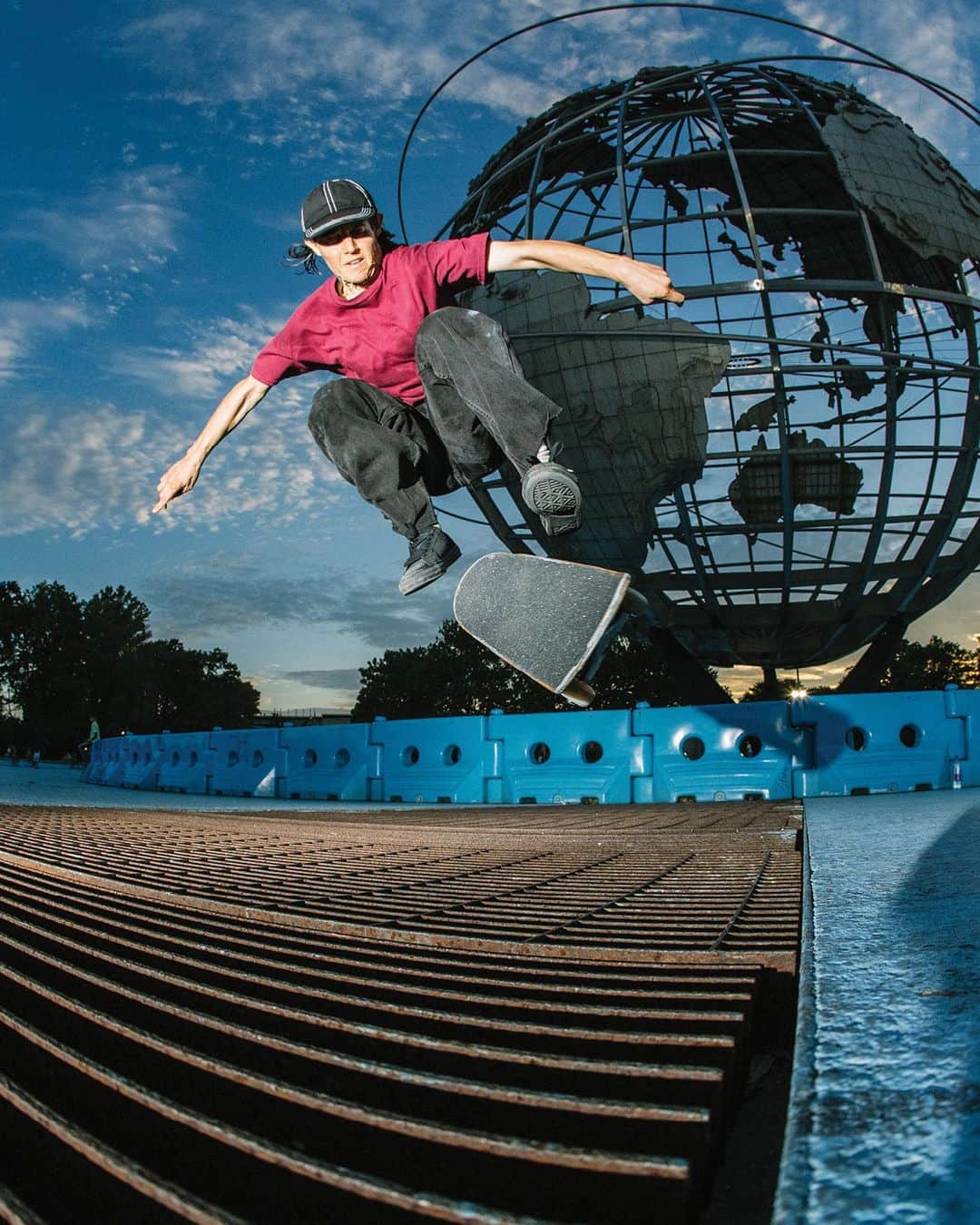 converseのインスタグラム：「The One Star Pro AS, designed by @converse_cons team rider Alexis Sablone is back in an all-black edition that will drive your style on or off the board this season.⁣ ⁣ “All-black goes with everything, plus it’s classic. And I love classic—I love simple things. I grew up skating in all-black suede and to this day it’s still my favorite. It never goes out of style,” @suminaynay says of the inspiration behind this new execution of her signature shoe, available now on Converse.com. Photos: @mmmsherbert」