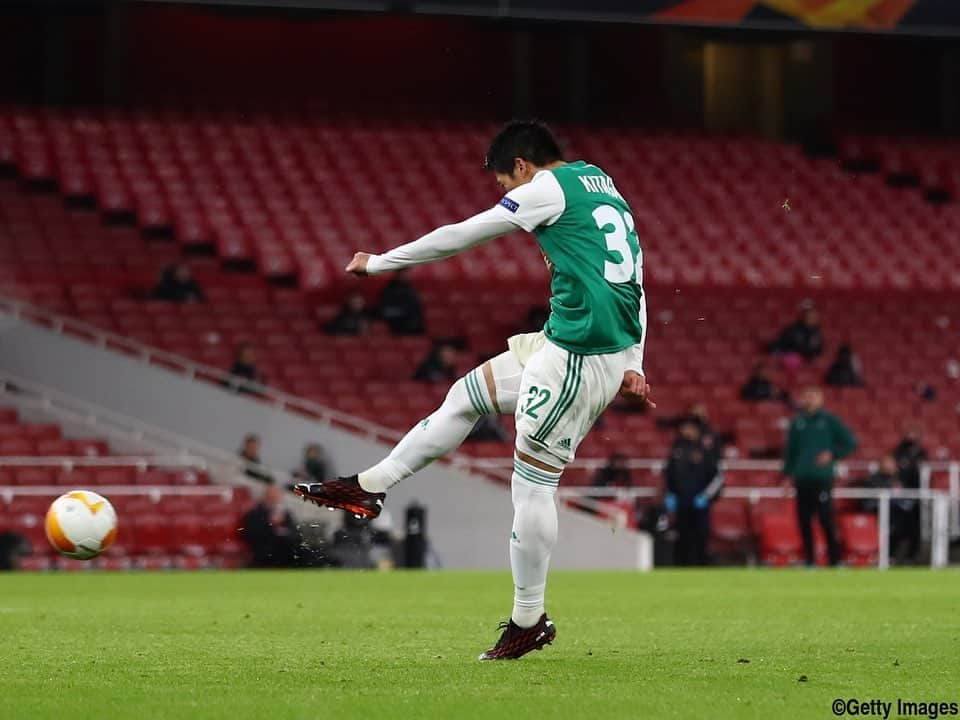 北川航也のインスタグラム：「. 応援ありがとうございました！ 🤍💚 ©︎Getty Images   @skrapid1899 @europaleague   #skrapid #newlevels #future #foreverfaster #北川航也」