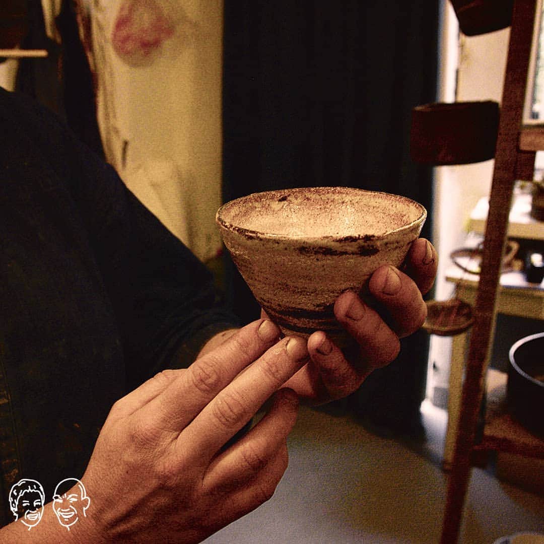 のインスタグラム：「Pour les fêtes, quelques-unes des créations d'Emmanuelle ont été sélectionnées et sont disponibles dans notre boutique du Jardin du Luxembourg.  Découvrez les autres créations d’Emmanuelle sur son site http://www.emmanuelleangot.com/ ou dans son atelier dans le 20ème arrondissement. Vous pourrez participer à l'un de ses cours ou encore repartir avec une pièce unique.  #jackgomme #madeinfrance #frenchdesigner #coupdecoeur #discover #design #artists #exposition」