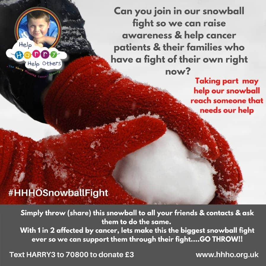 オリバー・フェルプスのインスタグラム：「I’m taking part in the #HHHOSnowballFight. With 1 in 2 affected by cancer, let’s make this the biggest snowball fight ever to raise awareness for those with cancer. I'd love all my friends to join in. Copy & paste this into your timeline with the following image...GO THROW #hhho」