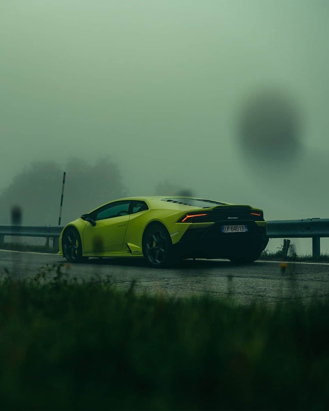 ランボルギーニのインスタグラム：「Every mysterious way gets touched by magic, when a Huracán EVO is around. Captured by @philipprupprecht.   #Lamborghini #HuracanEVO #EveryDayAmplified」