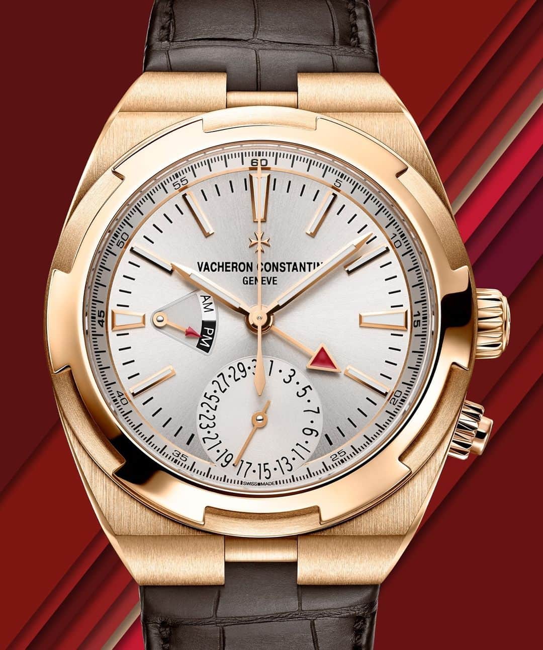 のインスタグラム：「⁣Travel in time. ✈⠀ ⠀ The Overseas dual time enables simultaneous reading of the two time zones in a glance. 🛫🛬⠀ ⠀ The hours hand indicates the local timezone corresponding to the user’s current location, while the hand tipped with a triangular arrow shows the time in a reference timezone, generally known as “home time”.⠀ ⠀ ⠀ ⁣#VacheronConstantin #OneOfNotMany #vacheron #thehourlounge #watches #watch #watchesofinstagram #horology #watchoftheday #instawatch #geneva #swissmade #swisswatch #watchesofinstagram #luxury #luxurywatch #vcoverseas #dualtime⠀ ⠀」