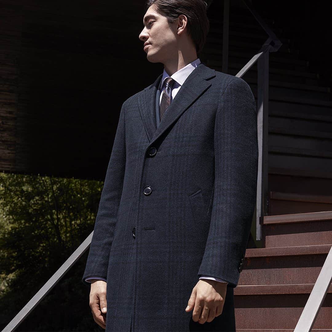 カナーリのインスタグラム：「Undertake the #ChasingBeauty journey and explore a discreet elegance for everyday life.  Find the essentials of the season at the link in bio. #Canali1934 #CanaliFW20 #MadeInItaly」