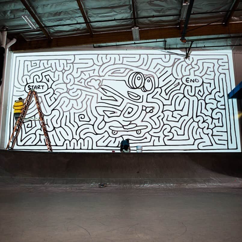 The Berricsさんのインスタグラム写真 - (The BerricsInstagram)「The Skateboarding @minions Mural is live! LINK IN BIO! 🔗 @illuminationent #illuminationpartner: Skateboarding artist @ericjeckert (@idrawmazes) is a maze maniac. We invited Eckert to create one of his labyrinthine masterpieces in The Berrics for the ‘Minions’ tenth anniversary celebration, and all we can say is that it’s amazing! Hit the link in our bio to see the full process of the new wall now playing on TheBerrics.com 📺 #skateboardingisfun #berrics」12月5日 3時07分 - berrics