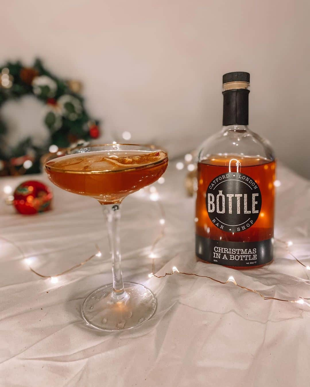 Eat With Steph & Coのインスタグラム：「@bottle_bar_shop making this Christmas cocktails very easy with their Christmas in a Bottle offering.  Christmas spice infused vodka - great for a Christmas party at yours or for gifting! They do big bottles a favourites selection if you can’t decide  It’s as east as add ice, pour and serve 🙌🏻  @thetessaproject is doing 12 Days of Christmas cocktail as through December so go check it out! 🥂  AD - PR Gift」