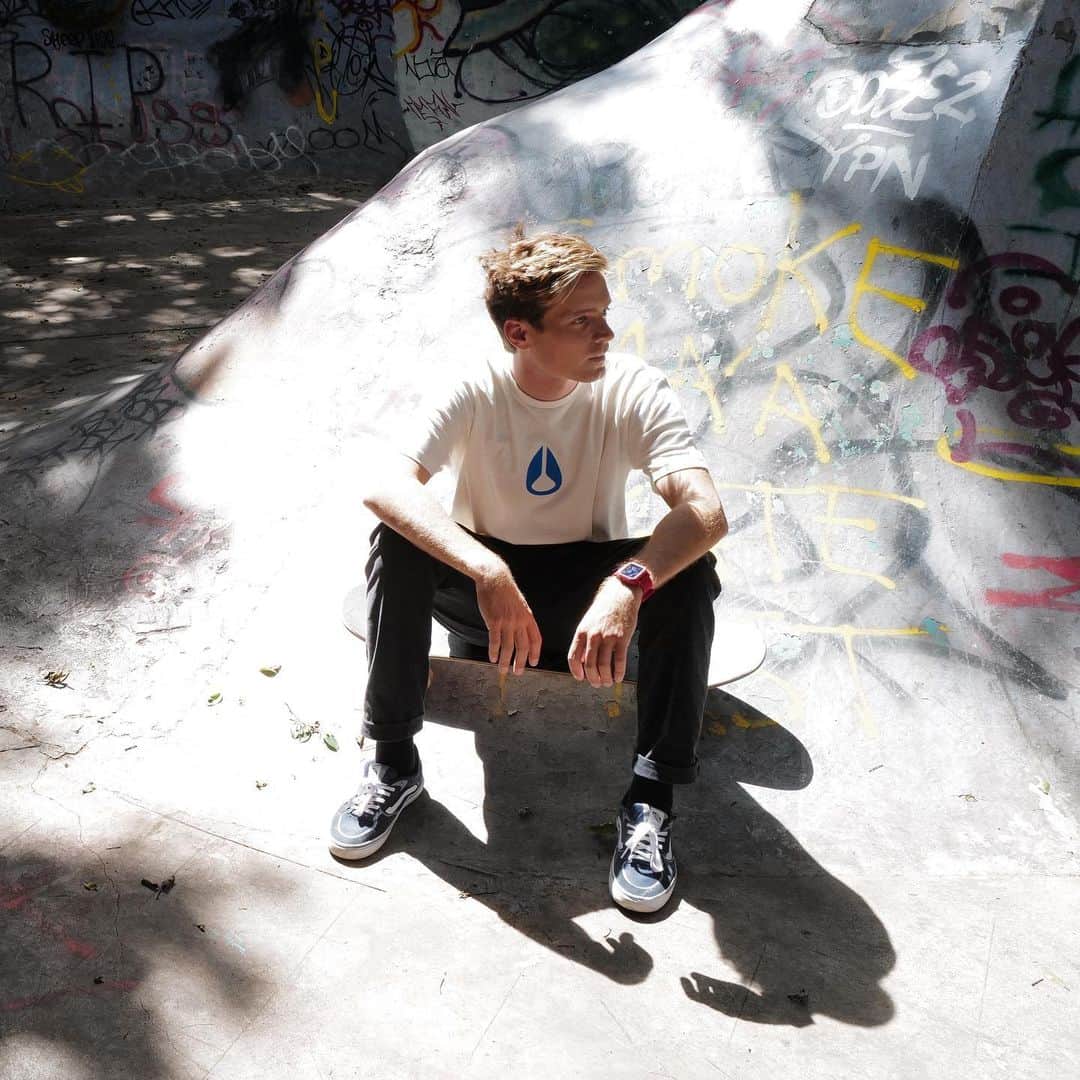 ニクソンのインスタグラム：「Rest stop #Nixon  @zakramiller」