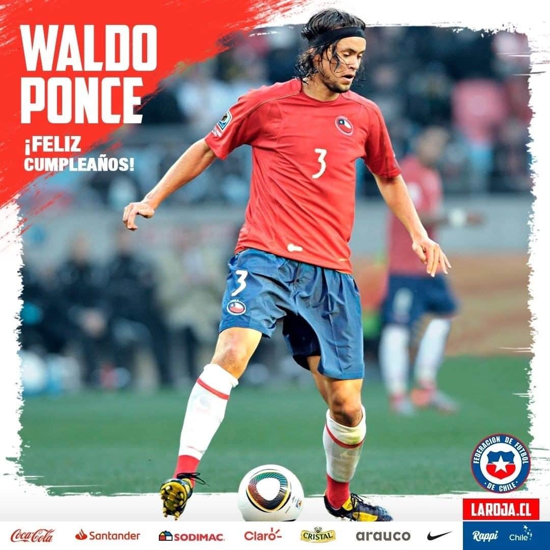 サッカーチリ代表チームさんのインスタグラム写真 - (サッカーチリ代表チームInstagram)「😍 Un saludo para un mundialista con #LaRoja   @waldo_ponce   🇨🇱 42 partidos ⚽ 4 goles 🏆 Copa América Argentina 2011 🌏 Copa del Mundo Sudáfrica 2010  🎂 Feliz cumpleaños Waldo Ponce‼  #Chile #FútbolChileno #Waldo」12月5日 3時39分 - laroja