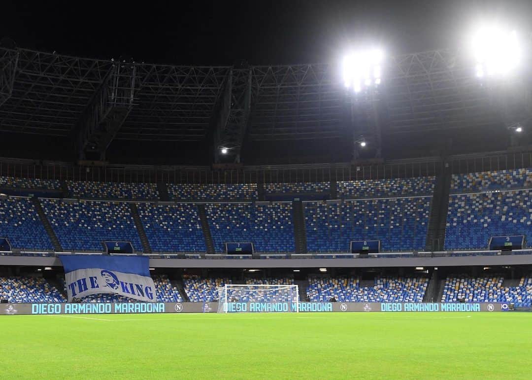 SSCナポリさんのインスタグラム写真 - (SSCナポリInstagram)「🏟 Benvenuti allo Stadio Diego Armando Maradona! 😍  Welcome to the Stadio Diego Armando Maradona!  💙 #ForzaNapoliSempre」12月5日 3時36分 - officialsscnapoli