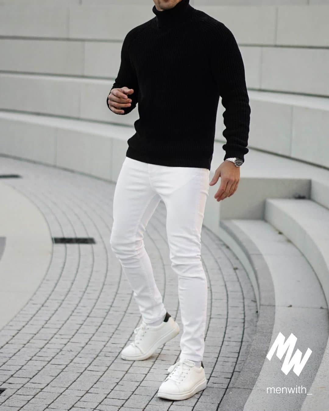 Men Withのインスタグラム：「Lovely outfit worn by our dear friend @whoismarkuss 👌🏽 #menwithstreetstyle」