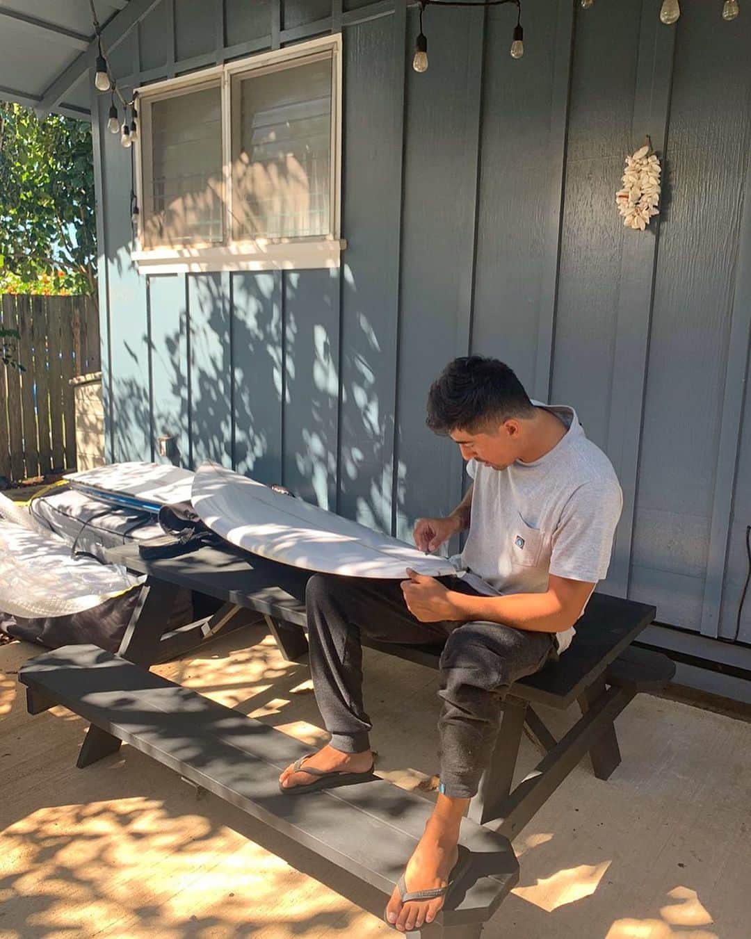 ミグエル・プッポのインスタグラム：「Getting ready🌊🙏 #Hawaii #Deusnocomando (📸: @marcio1977oliveira )」