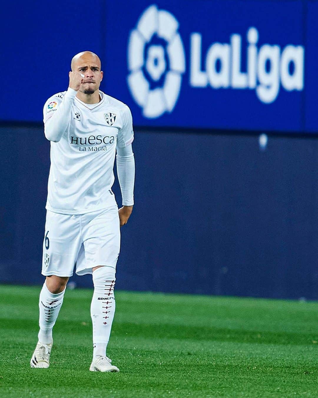 サンドロ・ラミレスのインスタグラム：「Sabemos lo importante que es el partido del domingo. Nos lo dejaremos todo sobre el campo @LaLiga 💪🏼👀⚽ #VamosHuesca #SinReblar」