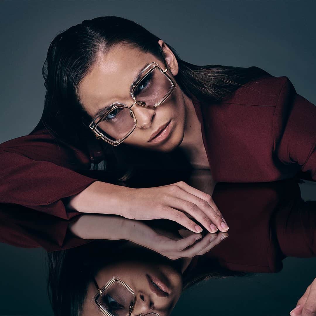 ディタのインスタグラム：「As the festive season approaches, indulge in the new DITA Narcissus featuring photochromic lenses that darken with UV exposure. Ornamental details and angular silhouettes complete an enchanting holiday look. #DITA #DITAeyewear #Narcissus」