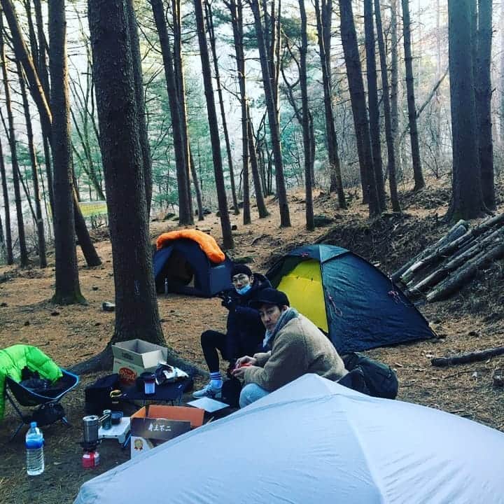 ハン・ジョンスさんのインスタグラム写真 - (ハン・ジョンスInstagram)「해뜨는 서리산 난 앞으로 두달간 명수다. #서리산 #영화 #명수」12月5日 15時27分 - hanjungsoo