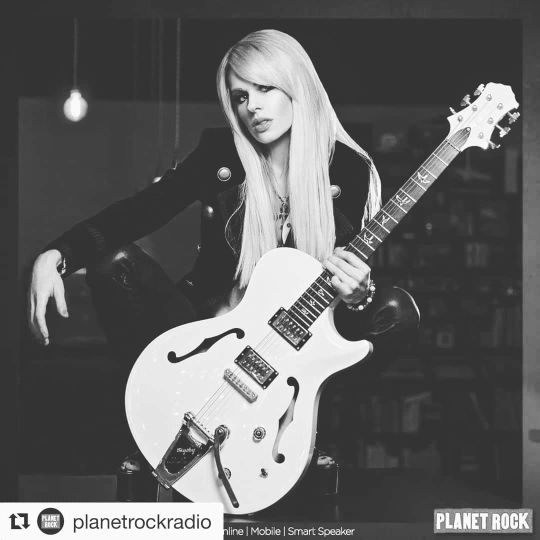 オリアンティさんのインスタグラム写真 - (オリアンティInstagram)「#Repost @planetrockradio with @get_repost ・・・ Catch @iamorianthi on My Planet Rocks this Sunday from 7pm! Hear her tales of touring with @alicecooper, working with Michael Jackson, and more as she chats with @wyattwendels and plays the songs that influenced her! 🎸  🔊 planetrock.com  Planet Rock app  DAB radio  smart speaker  #orianthi #orianthipanagaris #alicecooper #rock #classicrock #metal #guitar #guitarist #planetrock #whererocklives」12月5日 15時07分 - iamorianthi