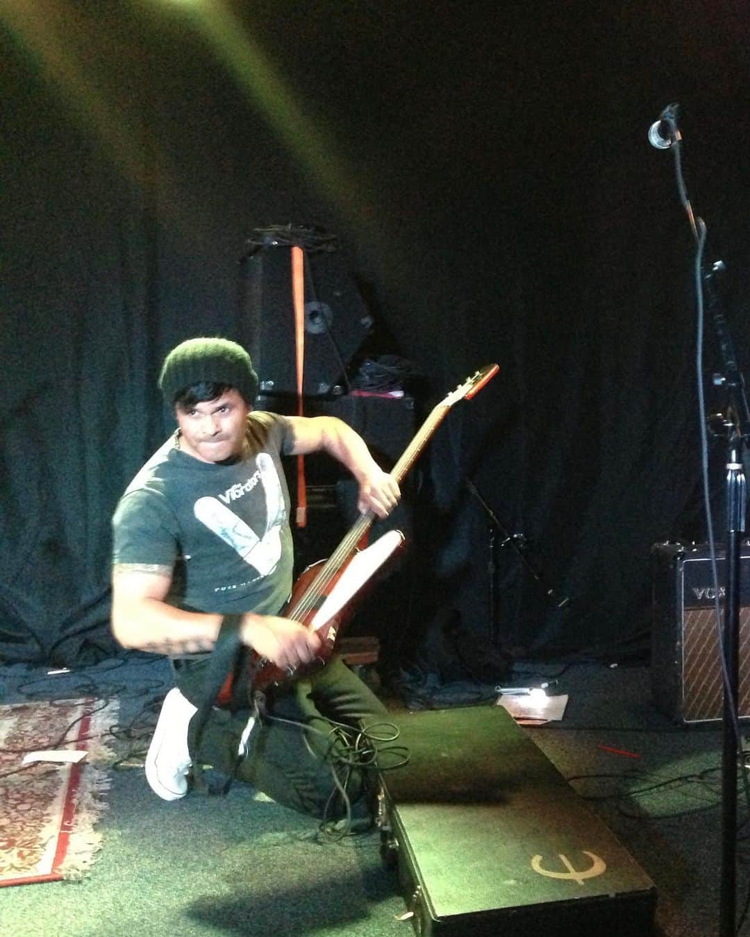 のインスタグラム：「Happy Birthday to this incredible artist.  Love ya @elginnjames  You make me a better human being.」
