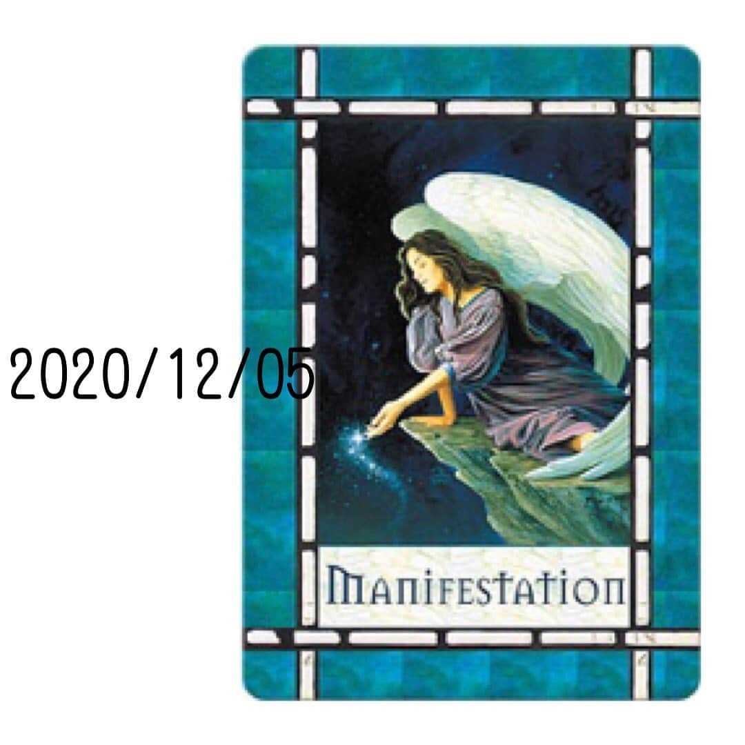 心幸 -Miyuki-のインスタグラム：「12月5日﻿ 国際ボランティアデー﻿ ﻿ なにかしたい﻿ と思っていても﻿ ﻿ なかなか﻿ 行動に移せません﻿ ﻿ ボランティアを﻿ 積極的にやっている人を﻿ ﻿ 尊敬します！﻿ ﻿ 皆様にとって﻿ 素敵な1日になりますように〜🙏✨﻿ ﻿ #20201205 #国際ボランティアデー﻿ #オラクルカードリーディング」