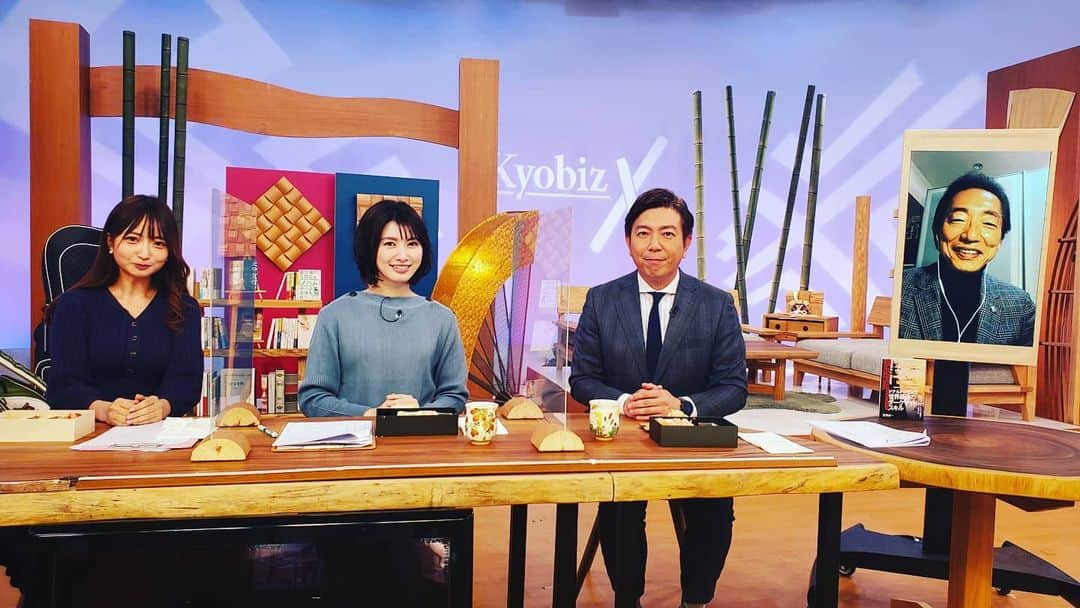 竹内弘一のインスタグラム：「きのうのKyobizX コメンテーターは国際ジャーナリストで明治大学名誉教授の蟹瀬誠一さんでした。 トランプ大統領の話はもちろん、多彩なコメントいただきました。ありがとうございました！次回はリモートではなく京都でお待ちしています！#kyobizx」