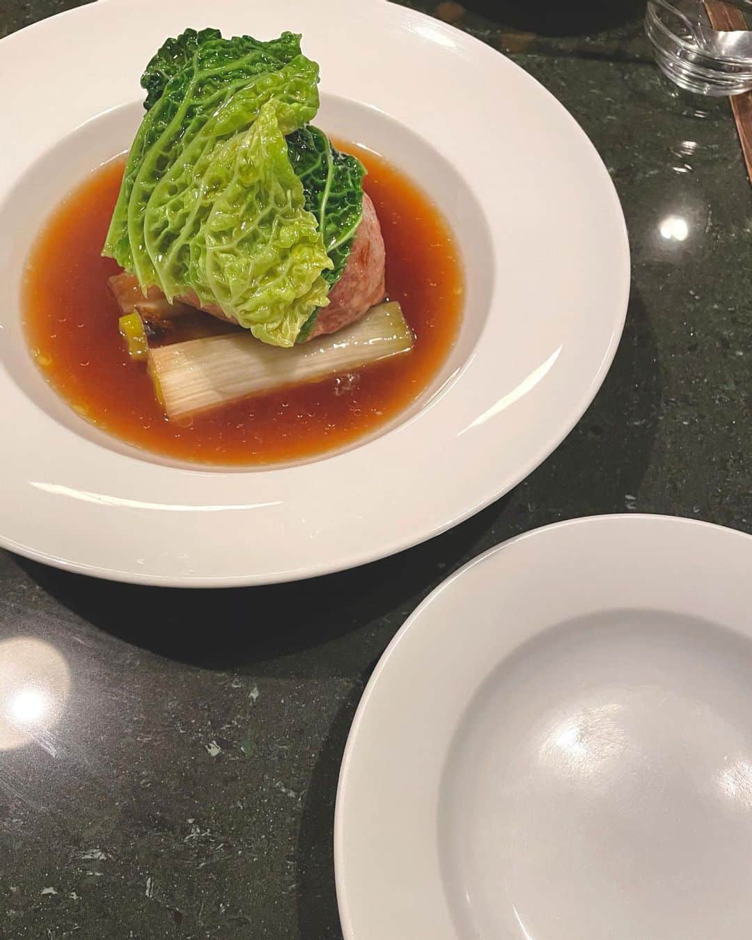 由架子 川野さんのインスタグラム写真 - (由架子 川野Instagram)「美味しすぎてもう一度行きたいお店🍴 イカのカルパッチョが一番のお気に入り、、💕」12月5日 11時21分 - __yukakokawano__