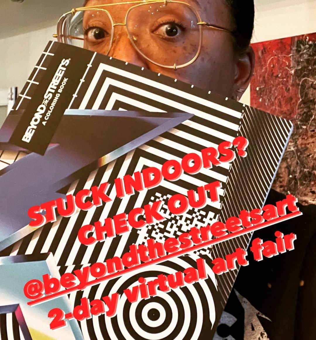 アイシャ・タイラーのインスタグラム：「If you’re stuck inside and want to look at cool shit instead of your no-dish-doing never-paying-for-groceries asleep-on-the-beanbag-chair roommate, check out @beyondthestreetsart two day virtual art fair this weekend. Original content, new drops and collabs, heavy-hitter art convos, and pieces you can own yourself, with monsters of art like @obeygiant, @bambambaklava, @dabsmyla and much much more. And holy shit IT’S FREE Y’ALL! Get the @ntwrk app to join in the magic, and check out my stories for the full lineup and deets. We can’t go to music festivals this year but that doesn’t mean we don’t get to enjoy art. And who knows, maybe you’ll find a piece you’d like to get for your own spot so you can stare at art all day instead of your roommate’s lame-ass TikTok queue.」