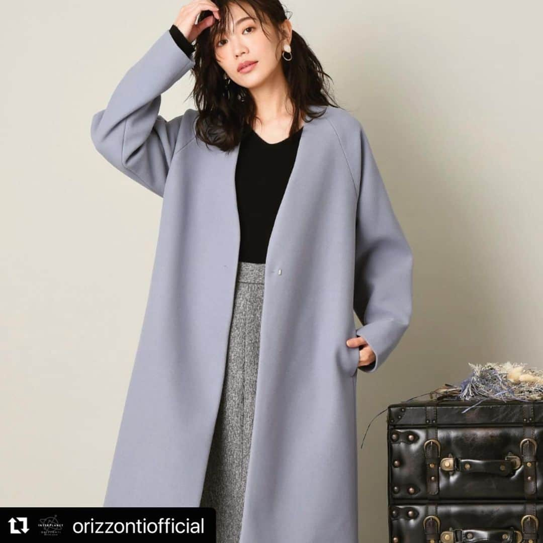 由架子 川野さんのインスタグラム写真 - (由架子 川野Instagram)「#interplanet 🌏💙  #Repost @orizzontiofficial with @make_repost ・・・ 高品質のストレッチウール素材で仕上げた、ゆったりとしたシルエットが今季らしいカラーレスコート。  すっきりしたシルエットに見えるようにパターンにもこだわった1枚です。  ----------------------------------  ストレッチウールコート 18,700円（税込） 商品番号：11169018（店舗）  ----------------------------------  お取扱いサイト 【公式】オリゾンティオンラインストア https://store.orizzonti.co.jp/ プロフィールのリンクから。  ZOZOTOWN  MAGASEEK 記載の商品番号から検索ください。  #interplanet #インタープラネット #actuel #アクチュエル #fashion #instafashion #ファッション #coordinate #コーデ #アウターコーデ #ウールコート #ロングコート #きれいめコーデ  #大人カジュアルコーデ #大人シンプルコーデ #大人きれいめカジュアル  #大人きれいめ #秋冬コーデ #大人カジュアル #カラーコート  #大人きれいめコーデ #コート #アウター #大人っぽいコーデ  #グレースカート #冬コーデ #冬服コーデ #秋服が好き #参観日コーデ」12月5日 12時21分 - __yukakokawano__