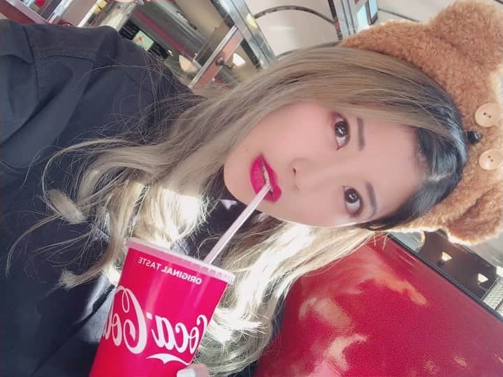 EON（梶野恵園）のインスタグラム：「﻿ ﻿ ﻿ ﻿ ブチ切れくまさん💢💢💢﻿ ﻿ ﻿ ﻿ (ここのコメント全部返信するニダ) (なんでも良)」