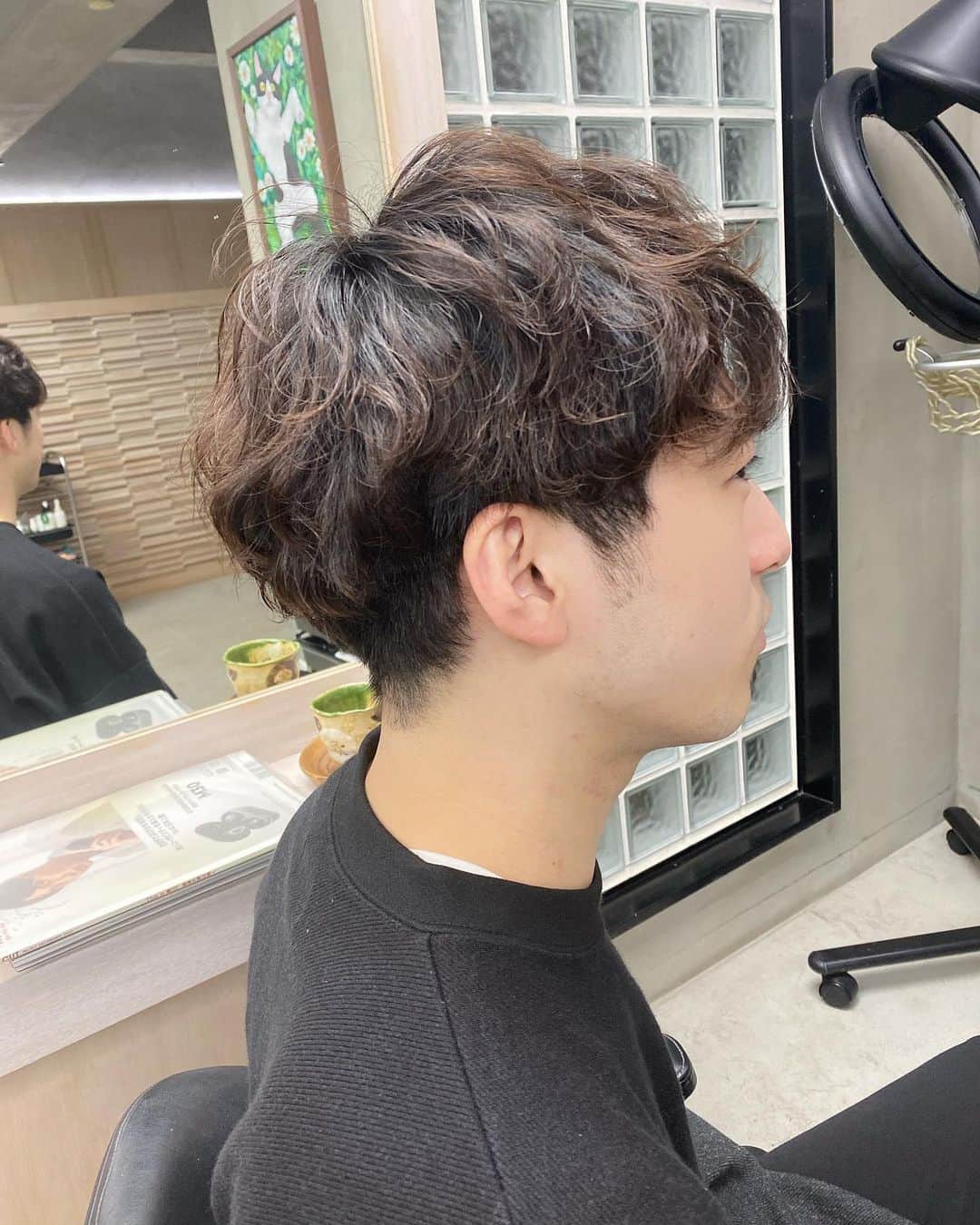 村川翔一さんのインスタグラム写真 - (村川翔一Instagram)「昨日は髪を切ってきましたー♪ パーマでふわふわです！笑(4枚目)  帰り道に。 こういうの好きなんだよね〜 #渋谷 #渋谷ストリーム #shibuya  #灯 #クリスマスツリー  #newhair #パーマ」12月5日 13時08分 - shoichi.m.official