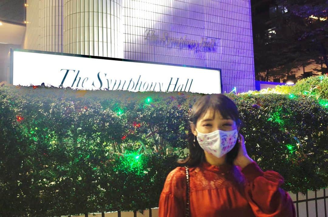 石川琴允さんのインスタグラム写真 - (石川琴允Instagram)「▶︎生まれて初めてのクラシックコンサート。 : : ザ シンフォニーホールで 目の前で聴く演奏は臨場感がありとても楽しかったです。 : : 一曲一曲が、ドラマティックに感じました。 : : : 音楽を通して感動させたり、人の心を動かすことができる事ってとても素敵なことだなぁと思いました。 : あんなに気持ちよさそうに演奏している 方々をみていると羨ましくも感じました 🎼 : : また機会があれば是非聴きにきたいです ✨ : : : ▶︎ @osakashion さんキャンペーンしてます！ 抽選でコンサートチケットのpresentがあるそうです 👏🏻  12月26日まで！ : 皆様も良ければクラシックコンサートへ 🎼 : : #PR #クラシックコンサート #クラシック #osakashion #大阪 #キャンペーン企画 #コンサート #ザシンフォニーホール」12月5日 13時06分 - kotopon09